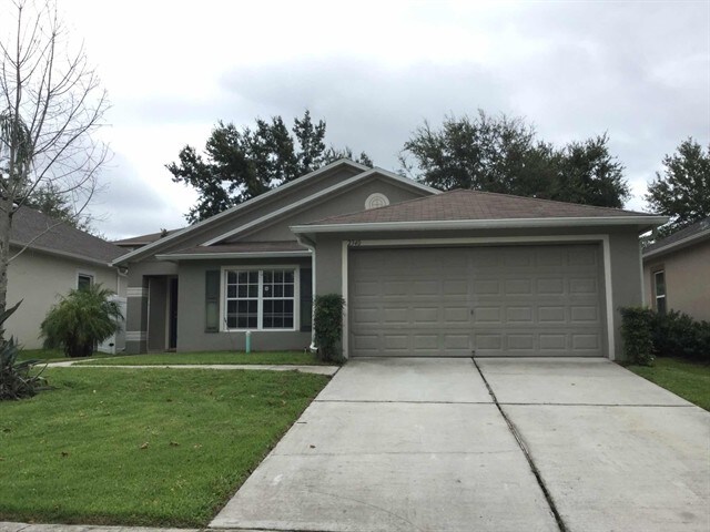 2340 Norwood Pl in Tavares, FL - Building Photo