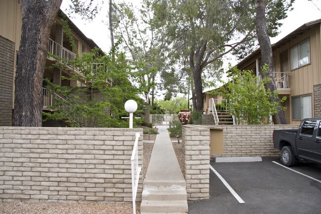 Western Garden Apartments in Wickenburg, AZ - Building Photo - Building Photo