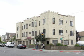 1905 Foothill Blvd in Oakland, CA - Building Photo - Building Photo