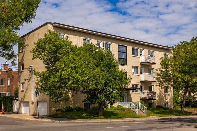 3005 Saint-Joseph Boul E in Montréal, QC - Building Photo - Primary Photo