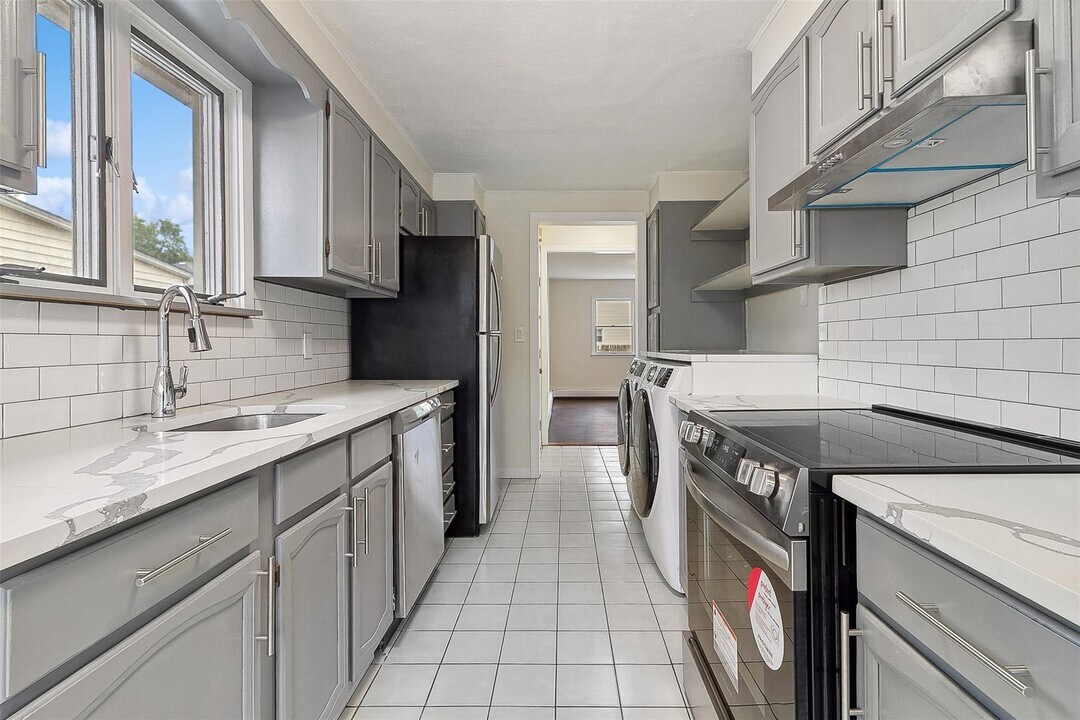 25 Armourvilla in Tuckahoe, NY - Building Photo