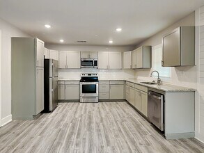 878 N Grand Ave NW in Atlanta, GA - Building Photo - Building Photo