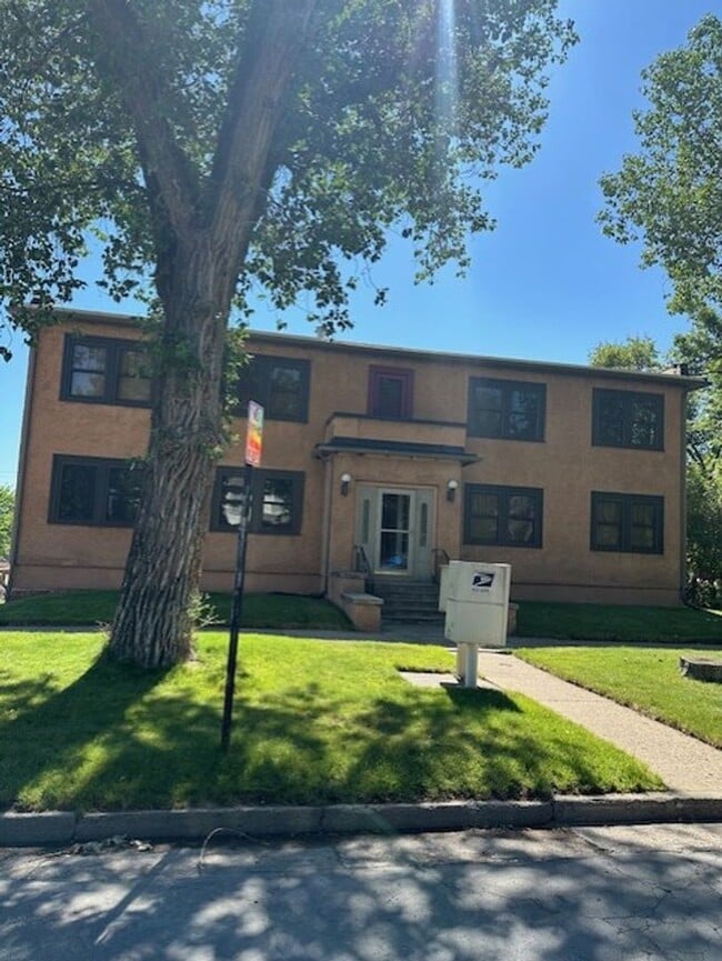 property at 303 S Brooks St