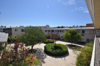 14025 in Sherman Oaks, CA - Building Photo - Interior Photo