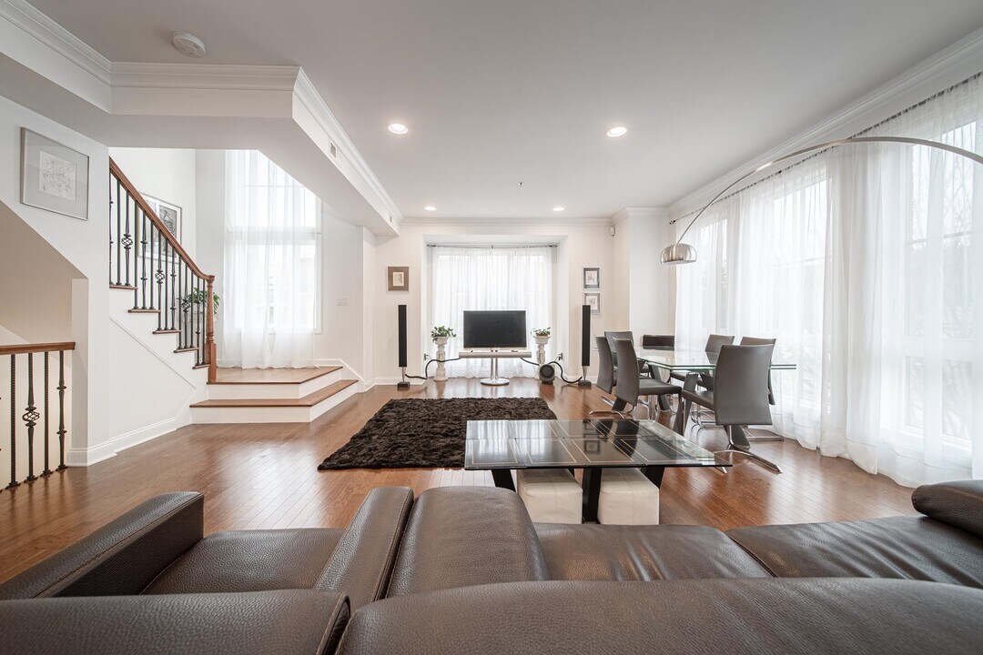 11 Washington Pl in Cliffside Park, NJ - Building Photo