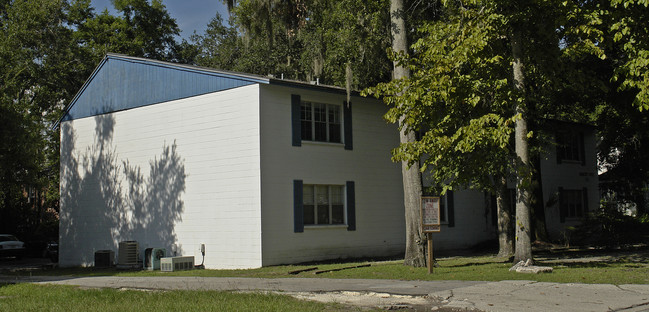 1029 SW 3rd Ave in Gainesville, FL - Foto de edificio - Building Photo