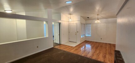 1158 Grouse Dr in Redding, CA - Building Photo - Building Photo