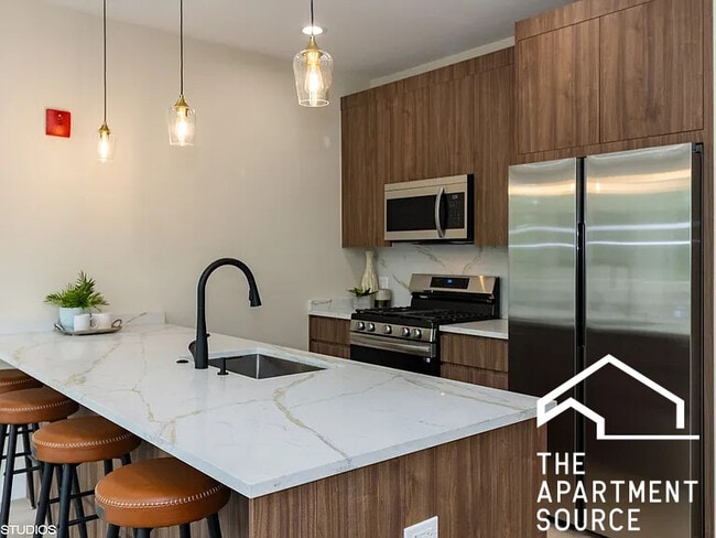 property at 3041 W Irving Park Rd