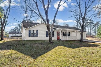 5345 Memorial Ln SW in Powder Springs, GA - Building Photo - Building Photo