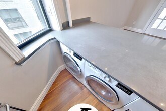 60 Avenue B in New York, NY - Building Photo - Building Photo