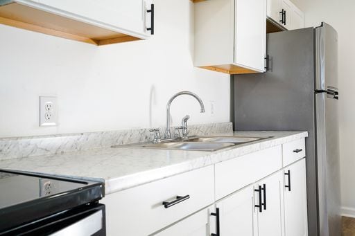 391 Main St in Madison Heights, VA - Building Photo - Building Photo