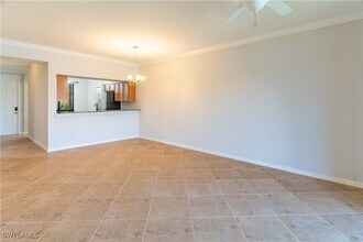 9723 Acqua Ct in Naples, FL - Building Photo - Building Photo