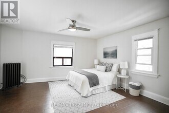 118 Eastwood Rd in Toronto, ON - Building Photo - Building Photo