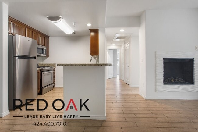 property at 11925 Kling St