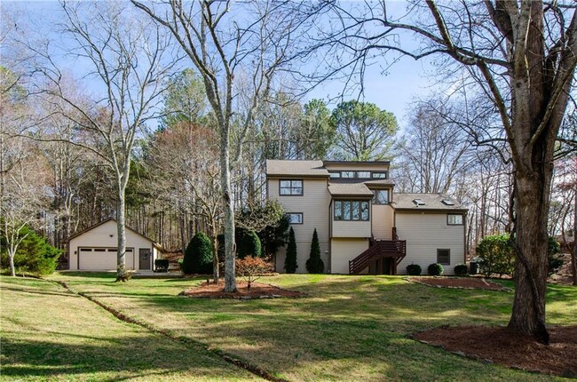 property at 150 Karina Pl