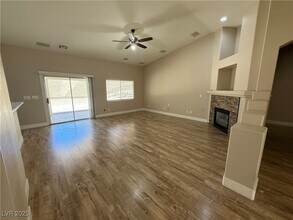 1066 Otto Ridge Ct in Henderson, NV - Building Photo - Building Photo