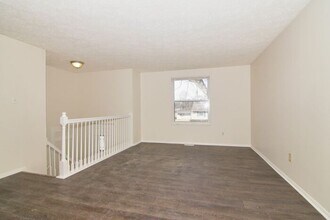 1143 Rosengarten Dr in Greenwood, IN - Building Photo - Building Photo
