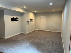 11976 Bristow Village Blvd in Linton Hall, VA - Building Photo - Building Photo