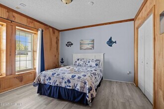 360 Island Rd in Harkers Island, NC - Building Photo - Building Photo