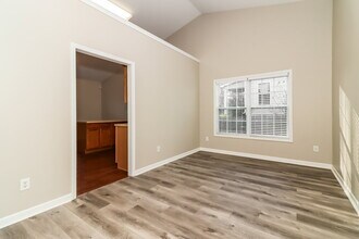 371 Oakhaven Way, Unit E249 in Villa Rica, GA - Foto de edificio - Building Photo