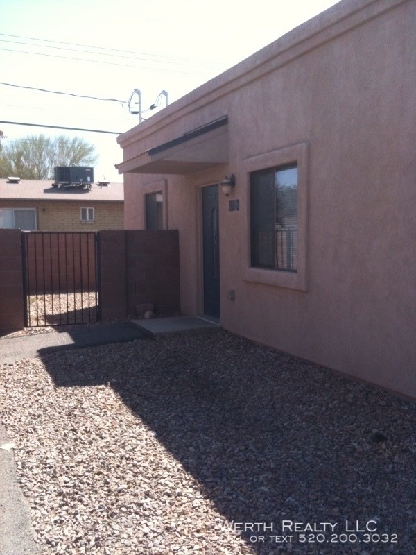 2668 N Haskell Dr in Tucson, AZ - Building Photo - Building Photo