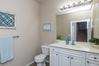 Hearthstone Apartments and Townhomes in Apple Valley, MN - Building Photo - Interior Photo