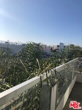 1036 S Serrano Ave-Unit -401 in Los Angeles, CA - Building Photo - Building Photo