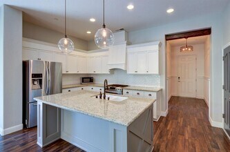 21230 Tramonto Ln in Friant, CA - Building Photo - Building Photo