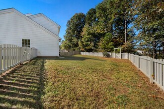 15 Richardson Cir in Durham, NC - Building Photo - Building Photo