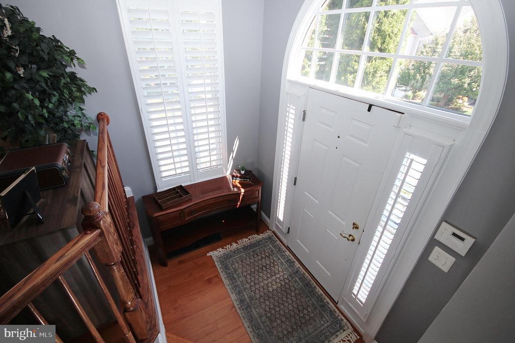 3335 Wilton Crest Ct in Alexandria, VA - Building Photo