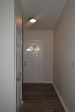 8114 Meadowglen Dr in Orlando, FL - Building Photo - Building Photo