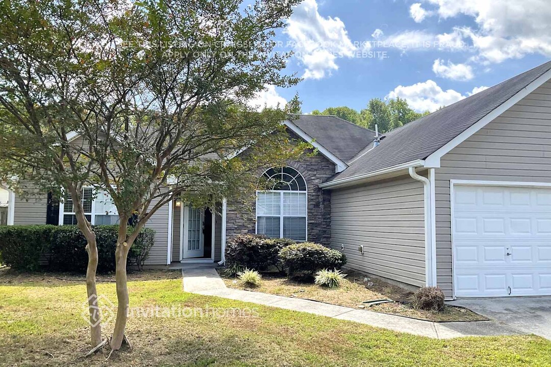 2932 Gala Trail SW in Snellville, GA - Building Photo