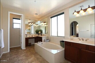 16756 N 98th Pl in Scottsdale, AZ - Building Photo - Building Photo