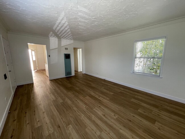 820 N Edinburgh Ave, Unit 824 N. Edinburgh in Los Angeles, CA - Building Photo - Building Photo