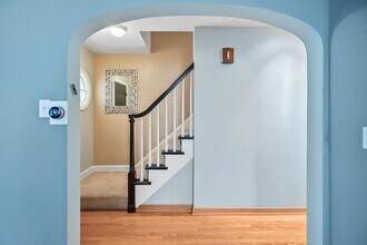 5160 N Kent Ave in Whitefish Bay, WI - Building Photo - Building Photo