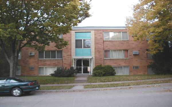 1838 Hayes St NE in Minneapolis, MN - Foto de edificio - Building Photo