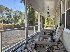 361 Buck Ct in Suwanee, GA - Building Photo - Building Photo