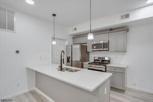 500 S 18th St in Newark, NJ - Building Photo