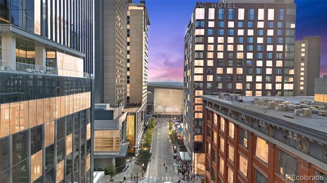 1555 California St in Denver, CO - Building Photo