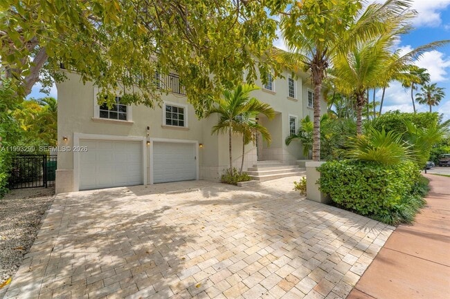 797 Ridgewood Rd in Key Biscayne, FL - Building Photo - Building Photo