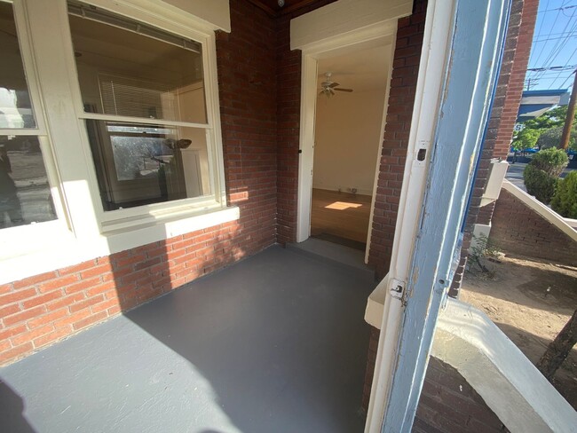 115 8th St SW-Unit -111-C in Albuquerque, NM - Building Photo - Building Photo