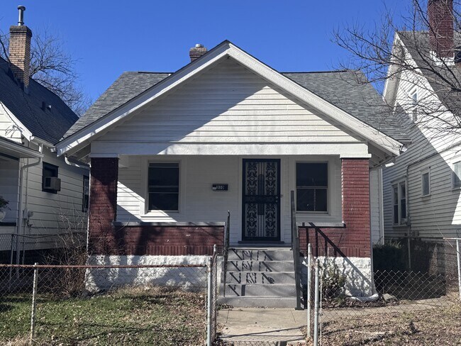 property at 310 S 42nd St