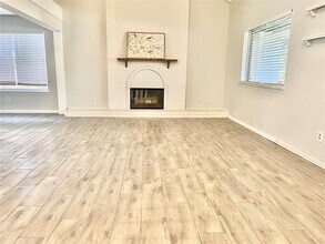 42 Merrie Cir in Richardson, TX - Building Photo - Building Photo