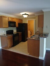 8813 Latrec Ave, Unit 202 in Orlando, FL - Building Photo - Building Photo