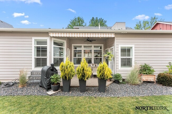 733 W Cowman St in Eagle, ID - Building Photo - Building Photo