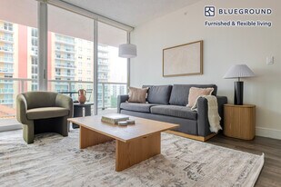 16900 N Bay Rd, Unit FL8-ID168 in Sunny Isles Beach, FL - Building Photo