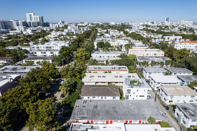 645 Michigan Ave in Miami Beach, FL - Building Photo - Building Photo