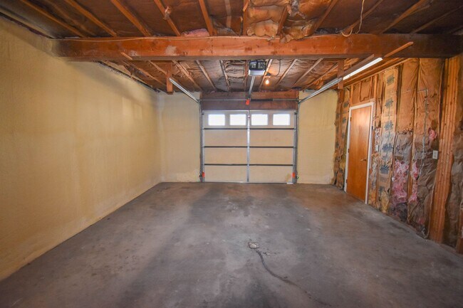 310 S Lincoln Ave in Jersey Shore, PA - Building Photo - Building Photo