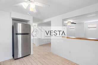 131 Moody Ave in Candler, NC - Building Photo - Building Photo