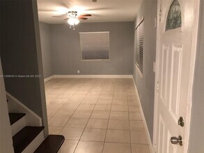 1100 NE 1st Ave.-Unit -A in Fort Lauderdale, FL - Building Photo - Building Photo